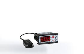 картинка Цифровой контроллер влажности и температуры PLASTIM диапазон -20+80°C 5..95%RH (c датчик PLNT-311) арт. HT-310 от Интернет-магазина promistrade.by